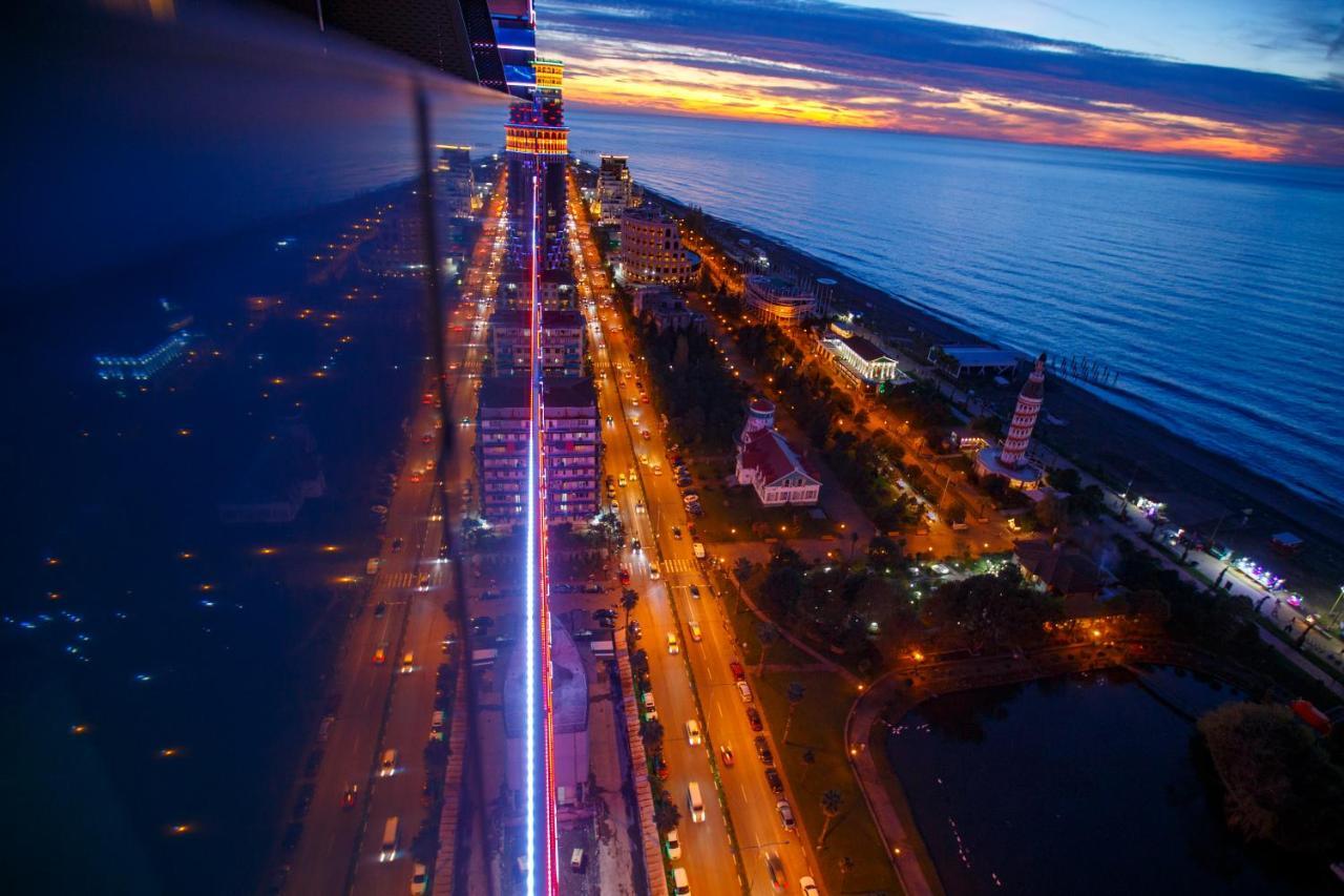 Orbi City Luxury Suite Batumi Luaran gambar
