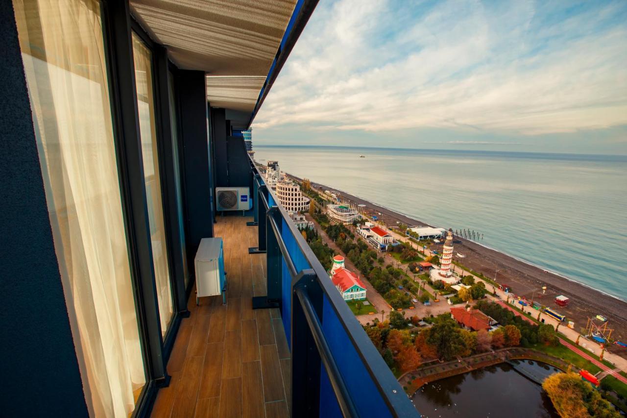 Orbi City Luxury Suite Batumi Luaran gambar