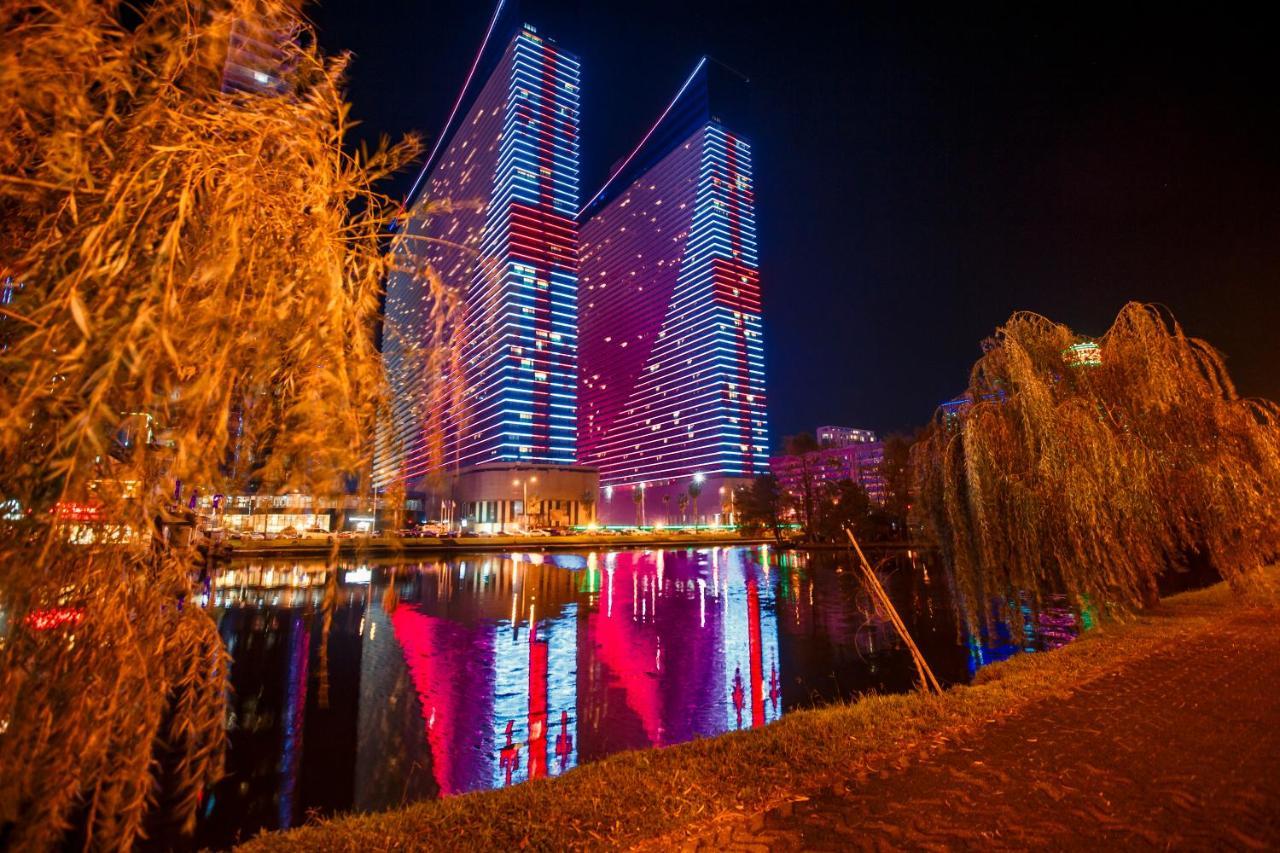 Orbi City Luxury Suite Batumi Luaran gambar