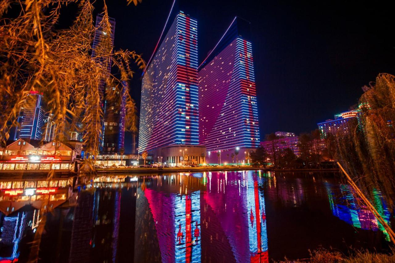 Orbi City Luxury Suite Batumi Luaran gambar